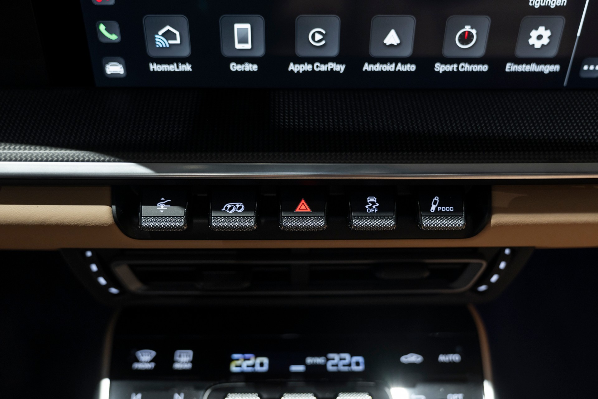 PORSCHE 911 Turbo S Cabriolet PDK-image-13
