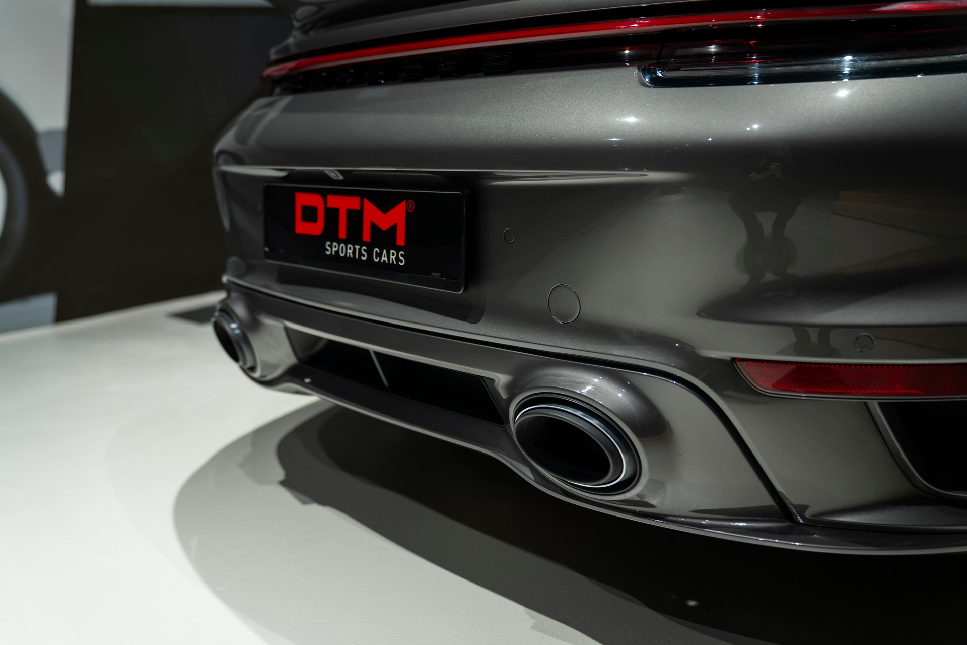 PORSCHE 911 Turbo S Cabriolet PDK-image-7