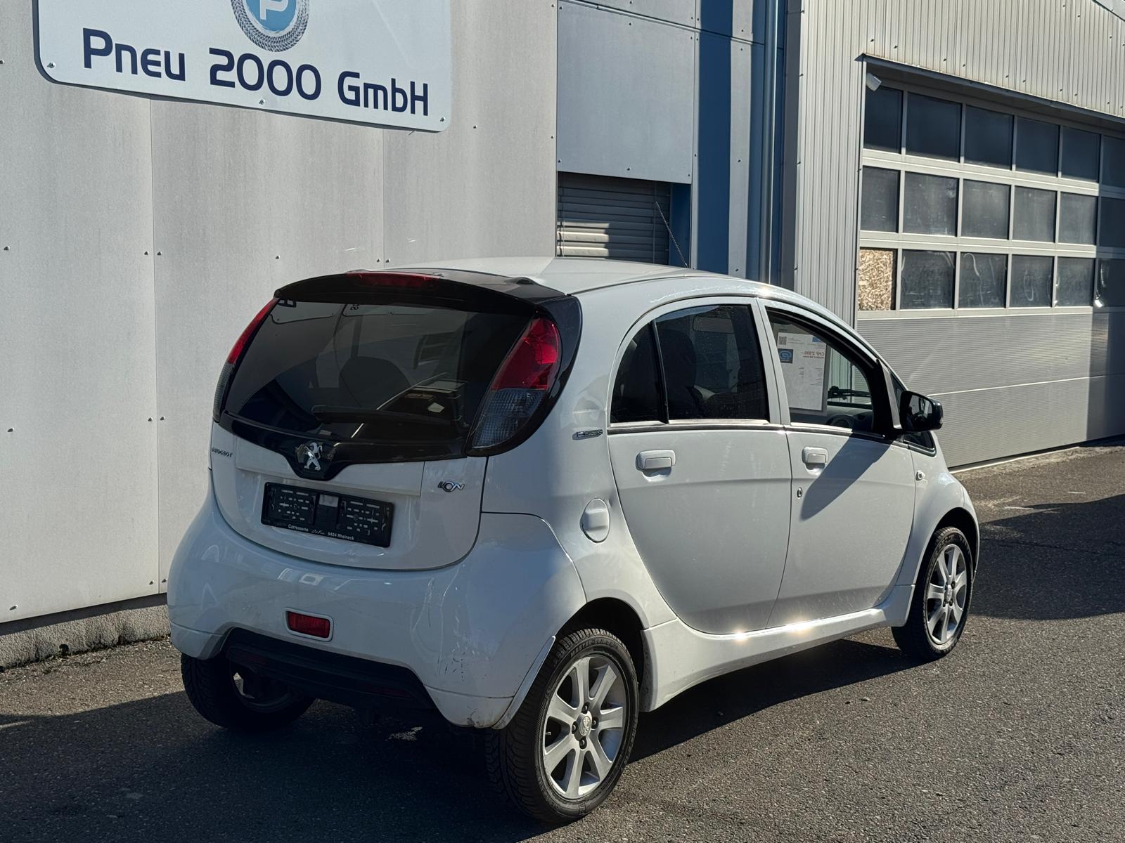 PEUGEOT iON Active-image-2