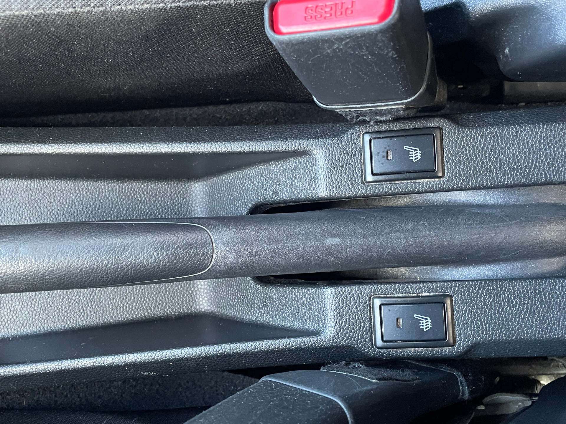 SUZUKI Ignis 1.2i Compact+ 4x4 Swiss Edition-image-12