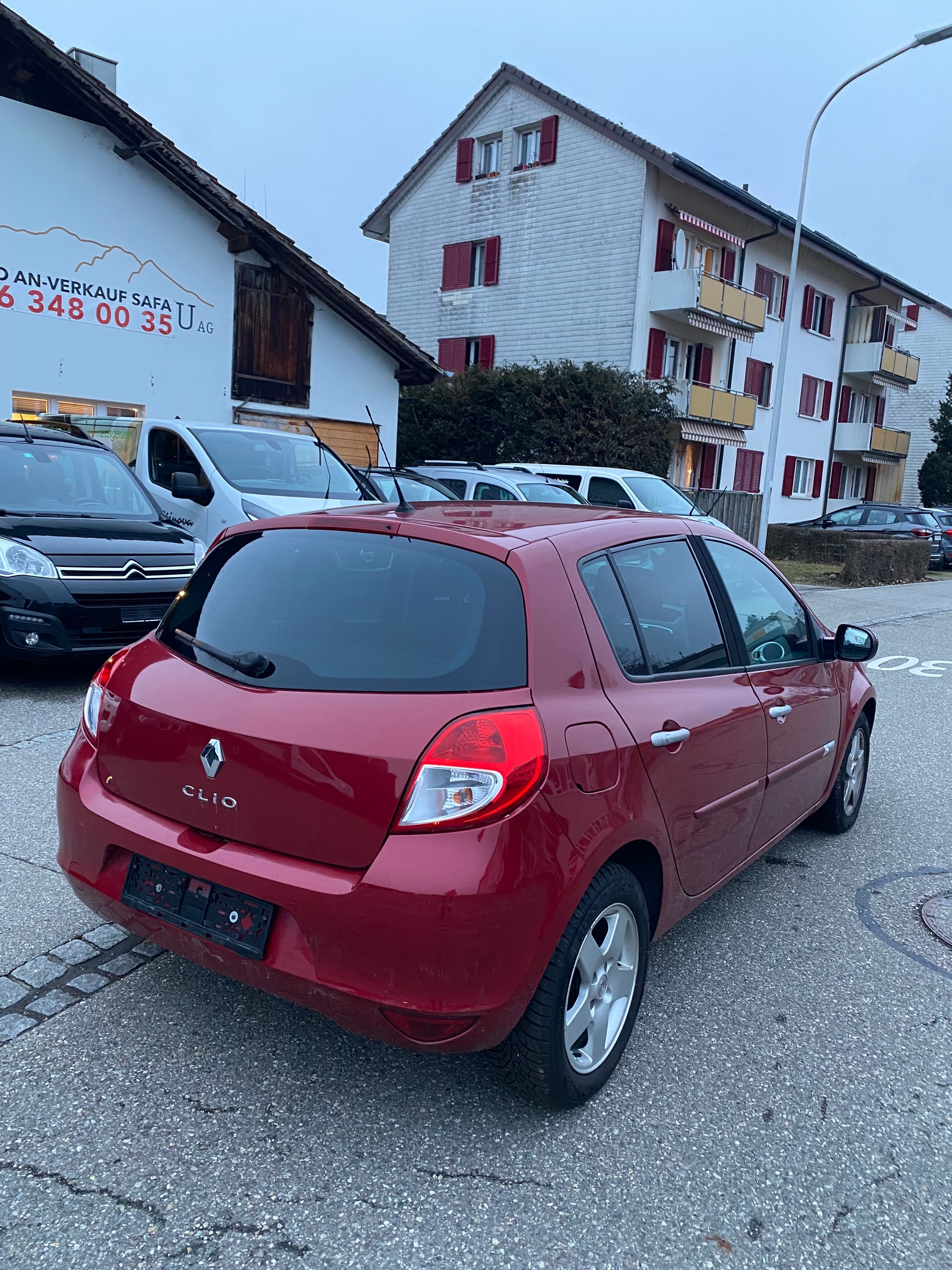 RENAULT Clio 1.2 16V Turbo Expression-image-6