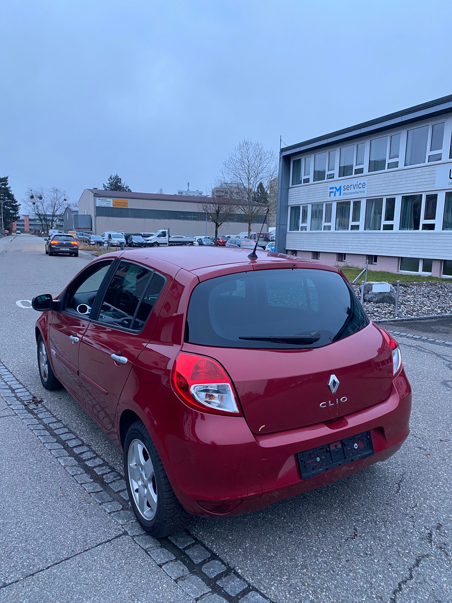 RENAULT Clio 1.2 16V Turbo Expression-image-1