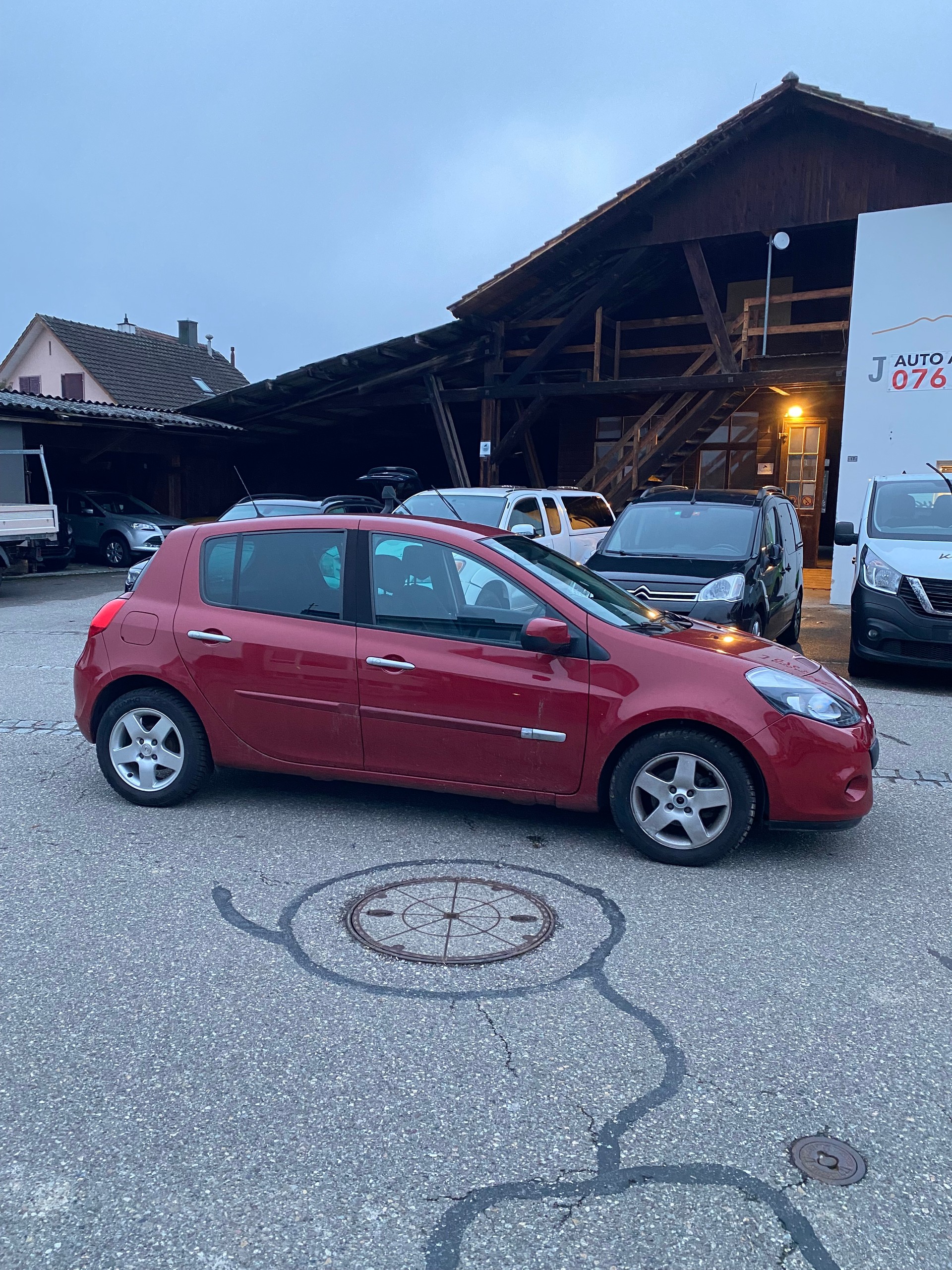 RENAULT Clio 1.2 16V Turbo Expression-image-0