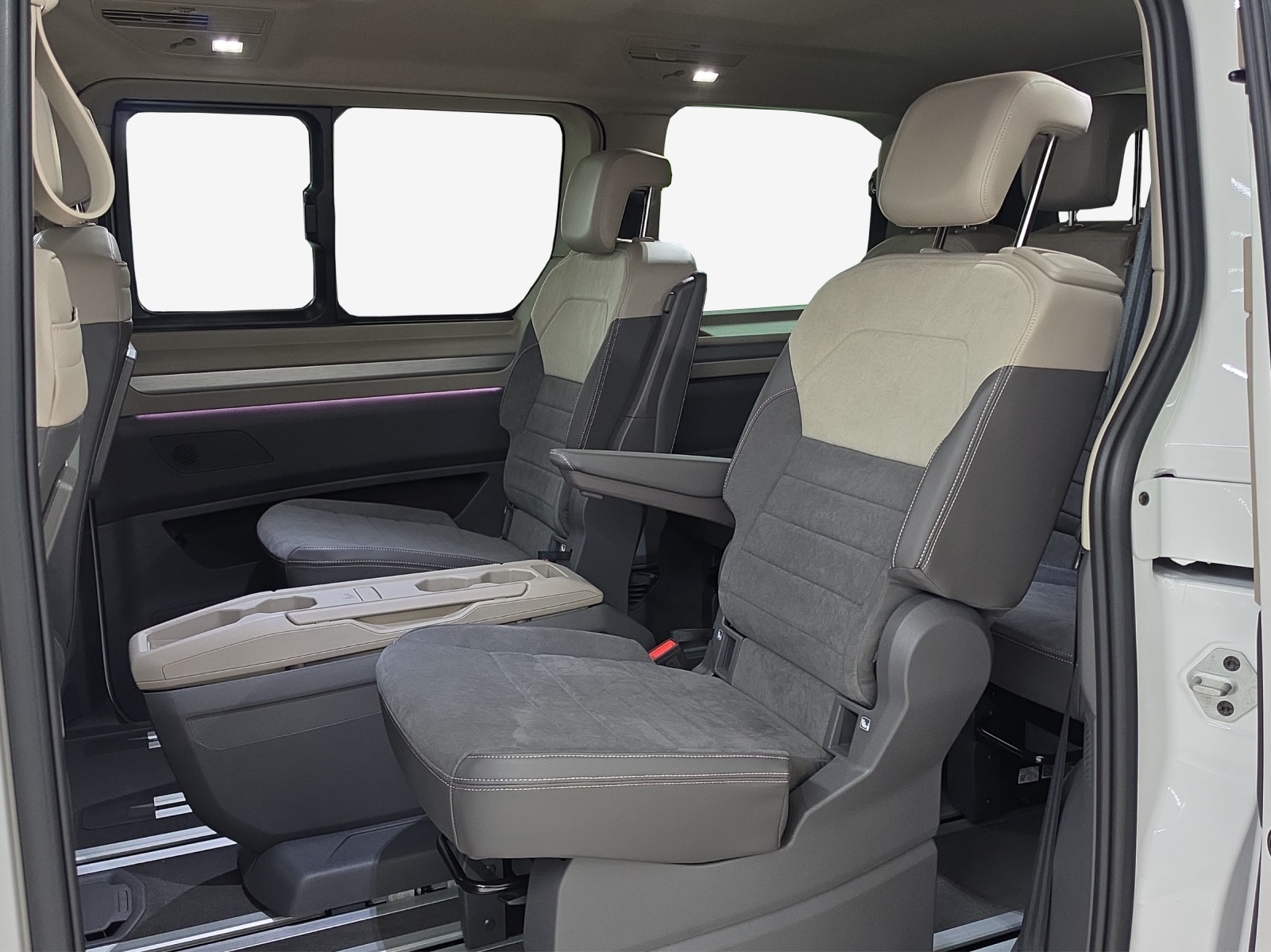 VW Multivan 1.5 eHybrid Life Edition 4Motion DSG-image-8