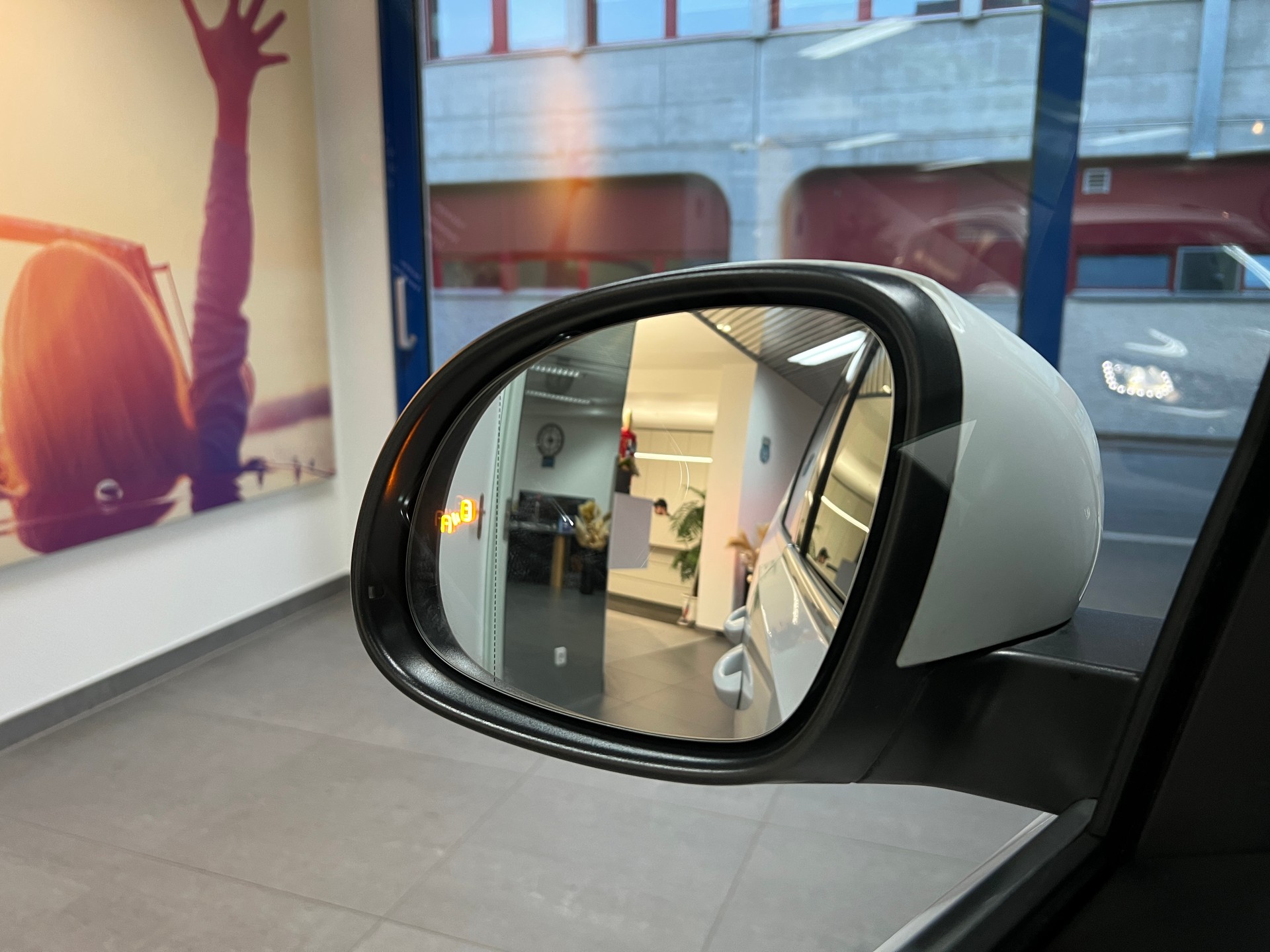 VW Sharan 2.0 TDI BMT Highline 4Motion DSG-image-25