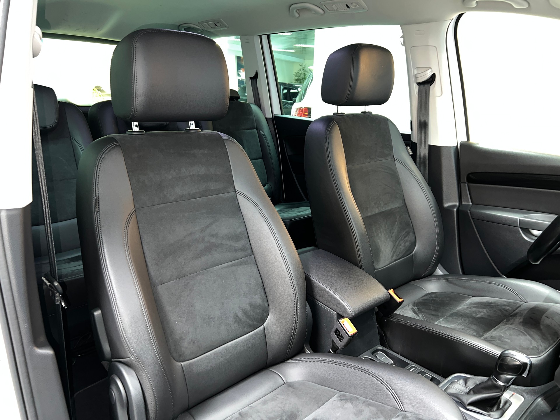 VW Sharan 2.0 TDI BMT Highline 4Motion DSG-image-9