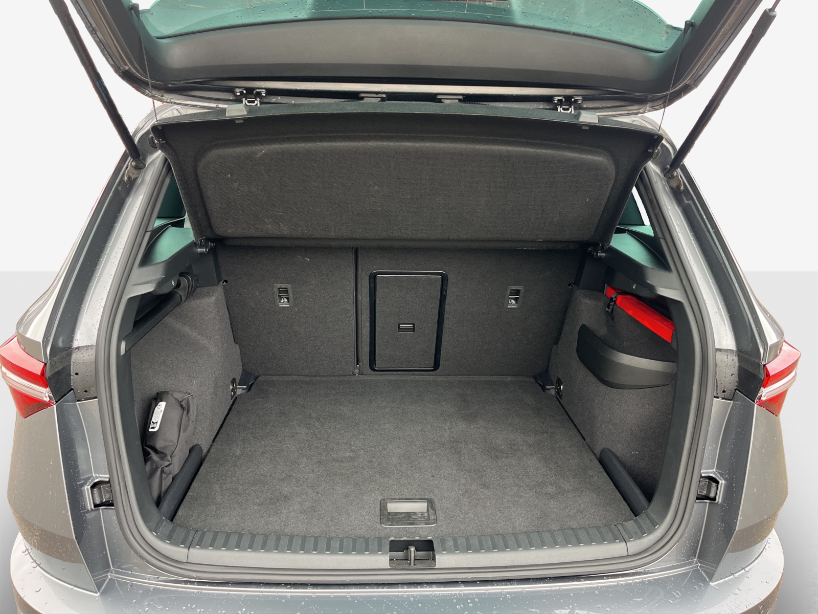 SKODA Karoq 2.0 TSI SportLine 4x4 DSG-image-12
