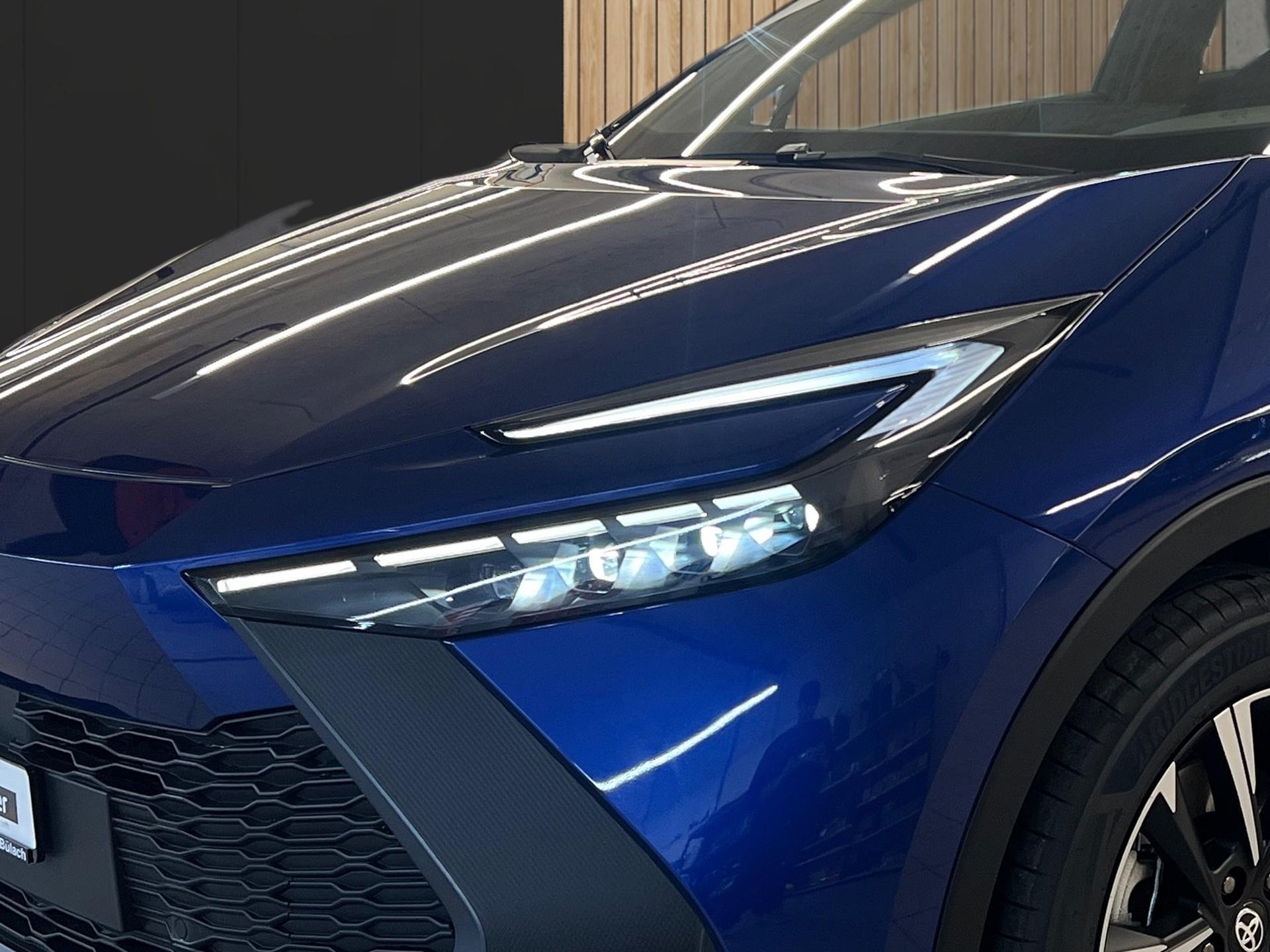 TOYOTA C-HR 2.0 PHEV CVT Swiss Edition-image-8