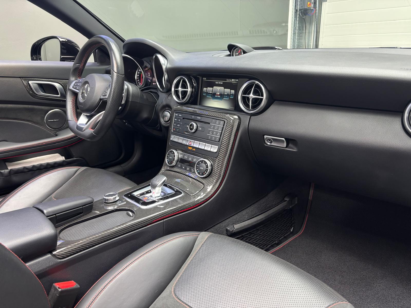 MERCEDES-BENZ SLC 43 AMG 9G-Tronic-image-11