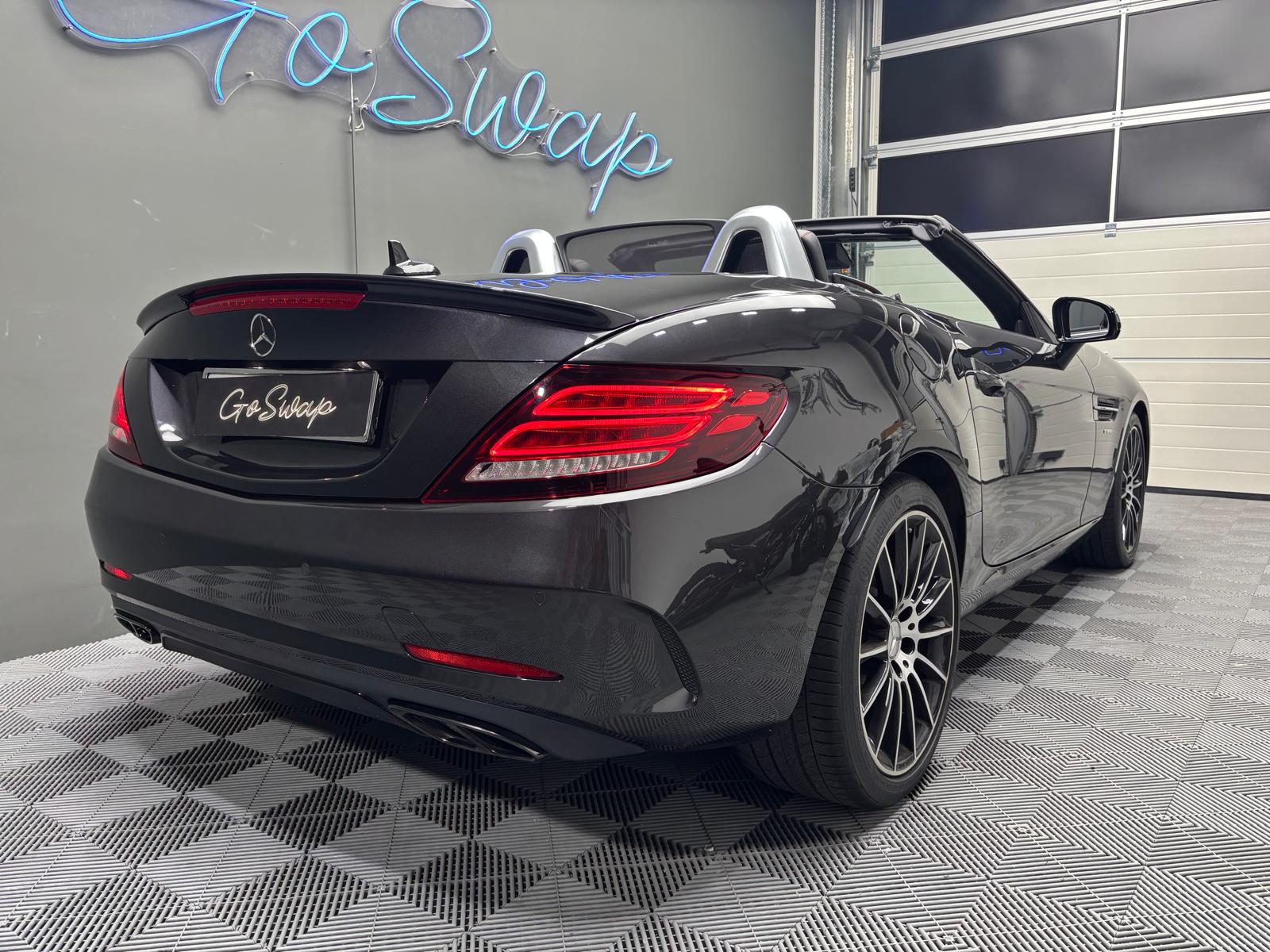 MERCEDES-BENZ SLC 43 AMG 9G-Tronic-showroom-element-3