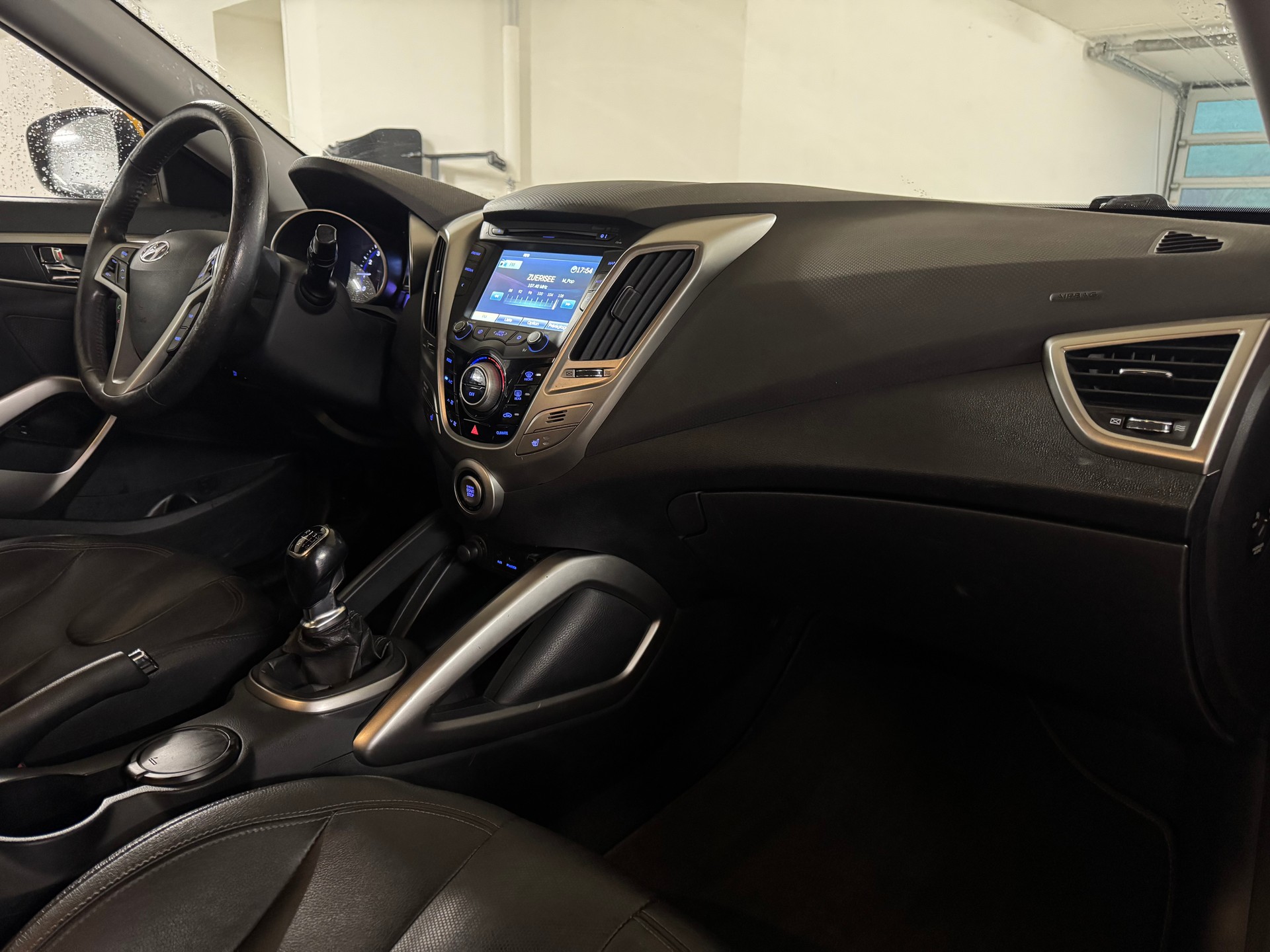 HYUNDAI Veloster 1.6 GDI-image-10