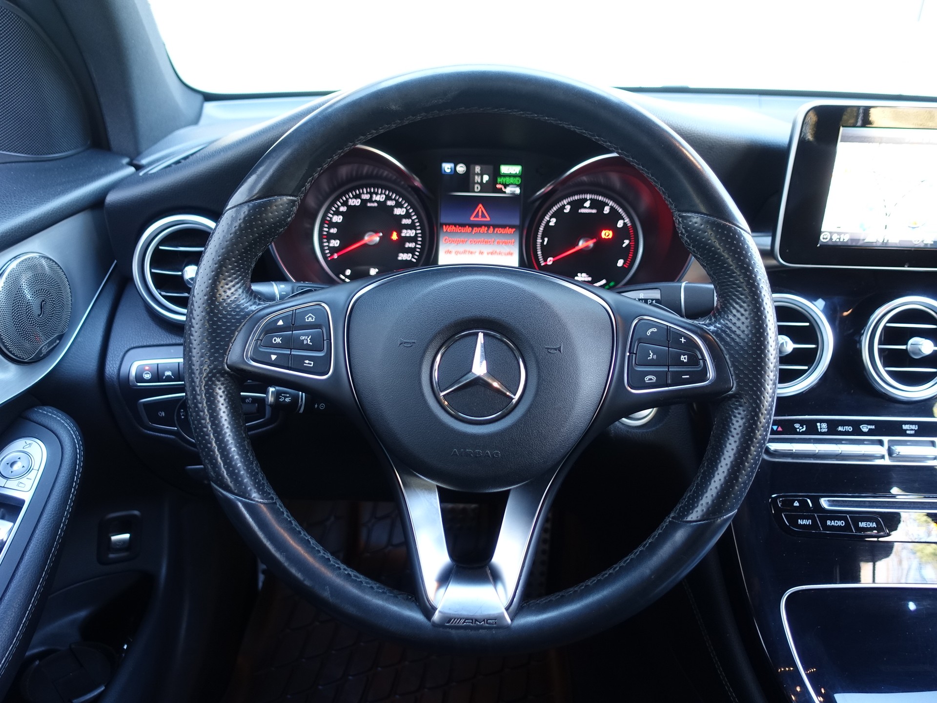 MERCEDES-BENZ GLC 350 e AMG Line 4Matic 7G-Tronic-image-11