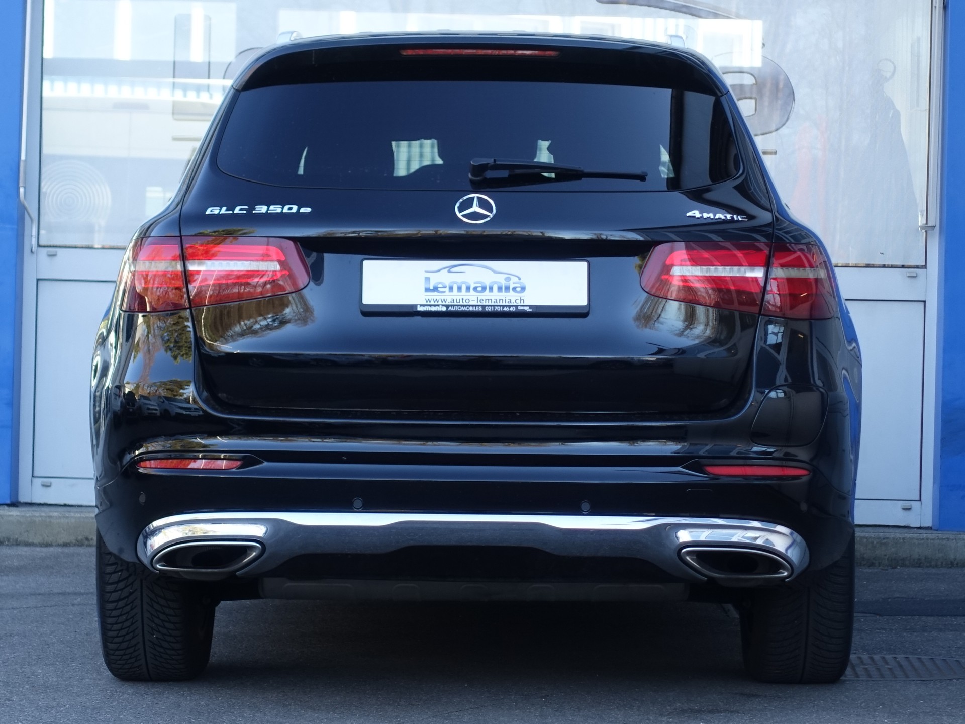 MERCEDES-BENZ GLC 350 e AMG Line 4Matic 7G-Tronic-image-5