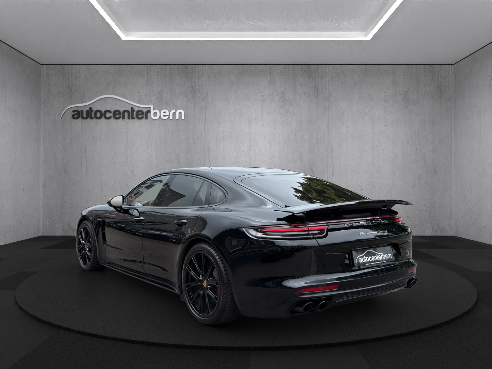 PORSCHE Panamera Turbo PDK-image-4