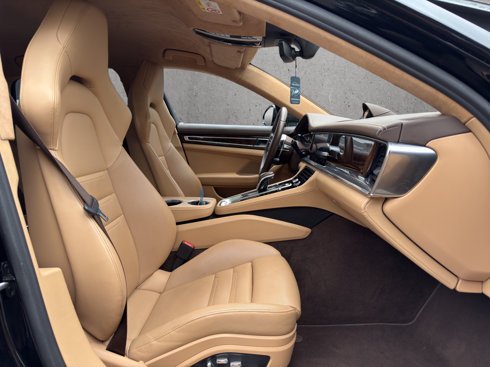 PORSCHE Panamera Turbo PDK-image-12