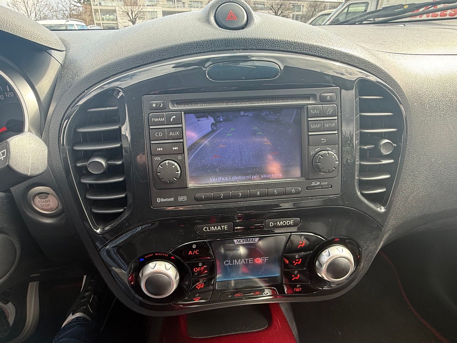 NISSAN Juke 1.6 DIG-T tekna 4x4 Xtronic M-CVT-image-8