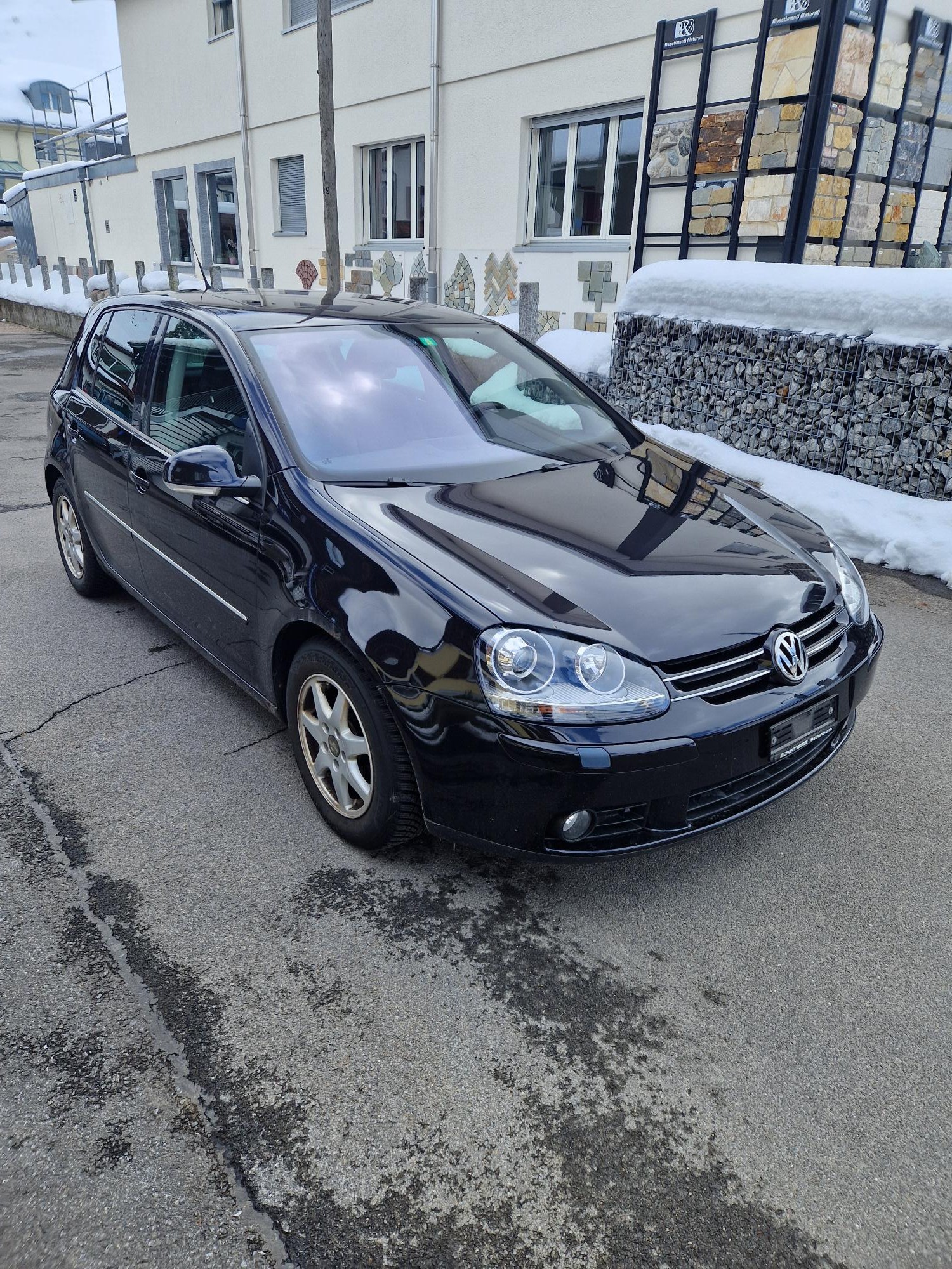 VW Golf 2.0 FSI Comfortline 4Motion-image-2