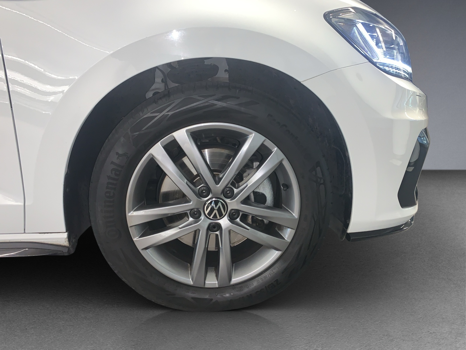 VW Touran 1.5 TSI EVO Comf-image-13