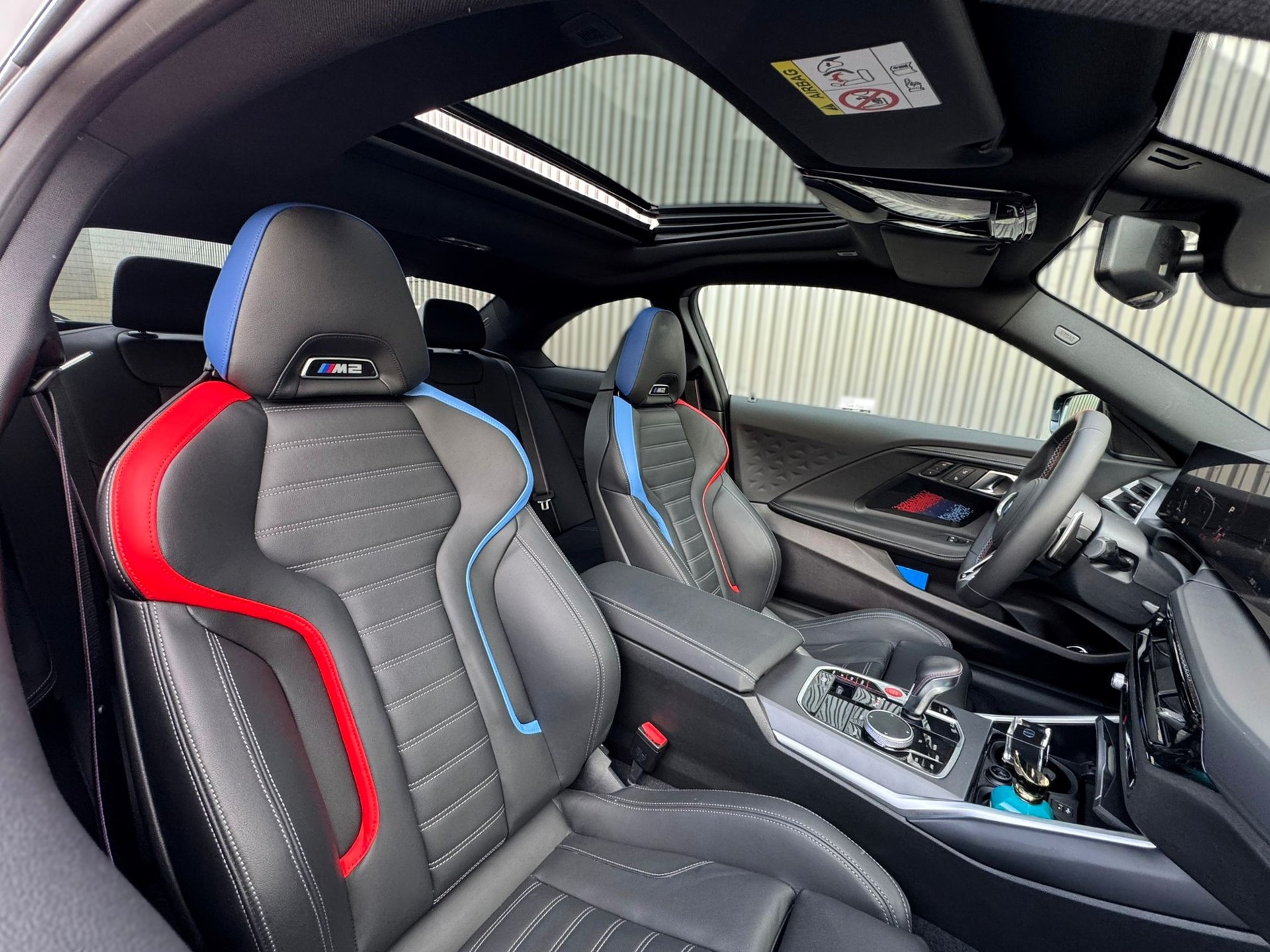 BMW M2 Steptronic Wie neu und Herstellergarantie-image-10