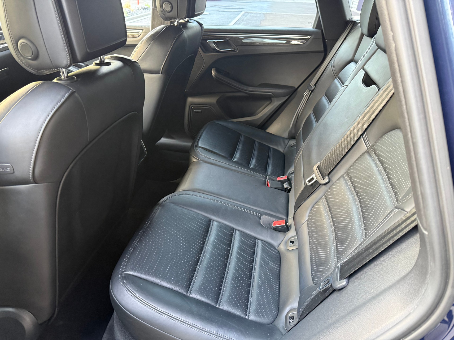 PORSCHE Macan Turbo PDK-image-11