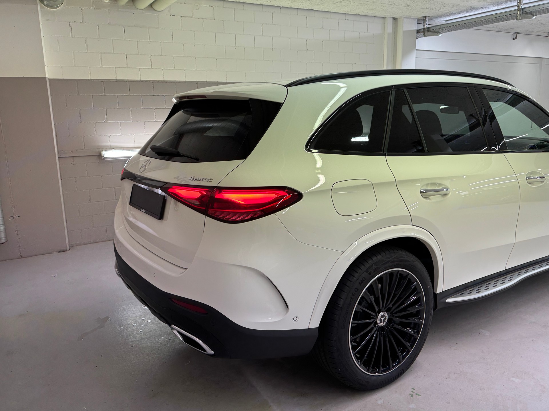 MERCEDES-BENZ GLC 200 4Matic-image-3