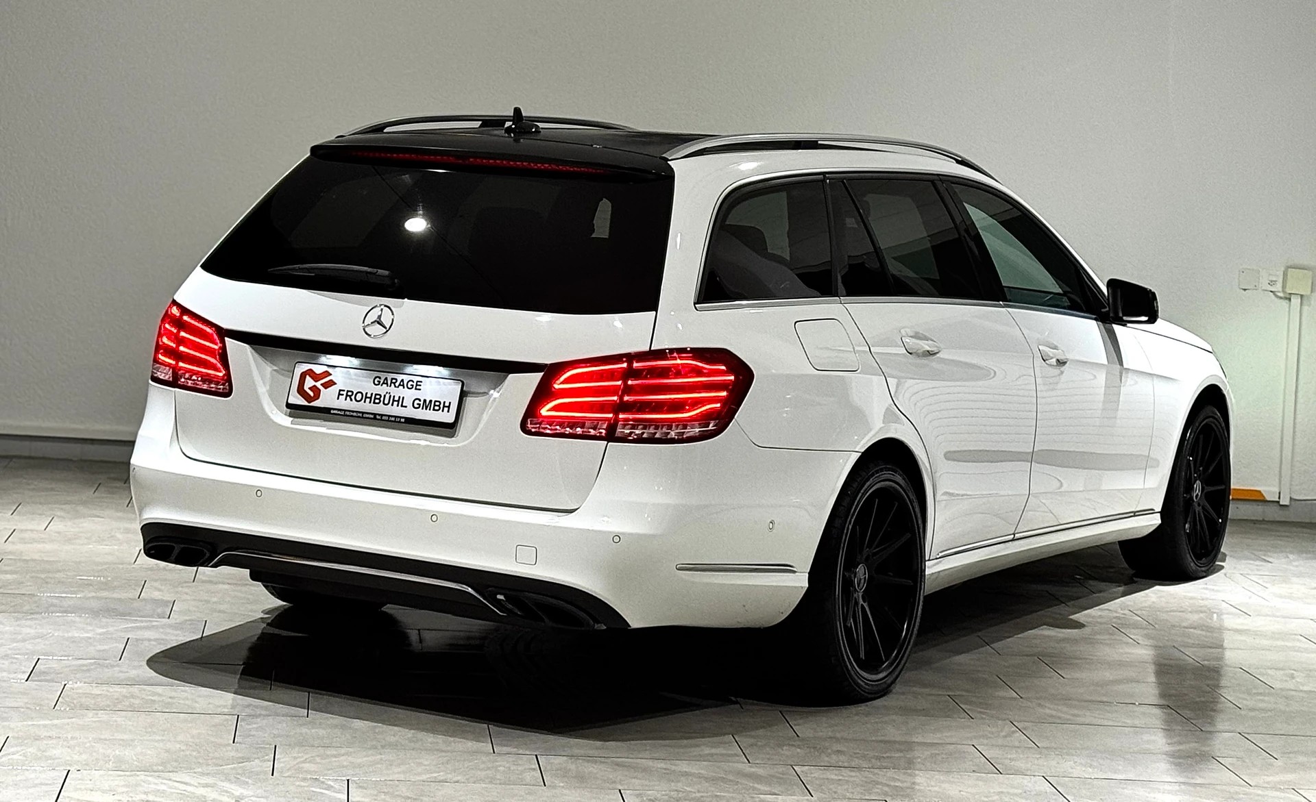 MERCEDES-BENZ E 220 CDI Avantgarde 7G-Tronic-image-3