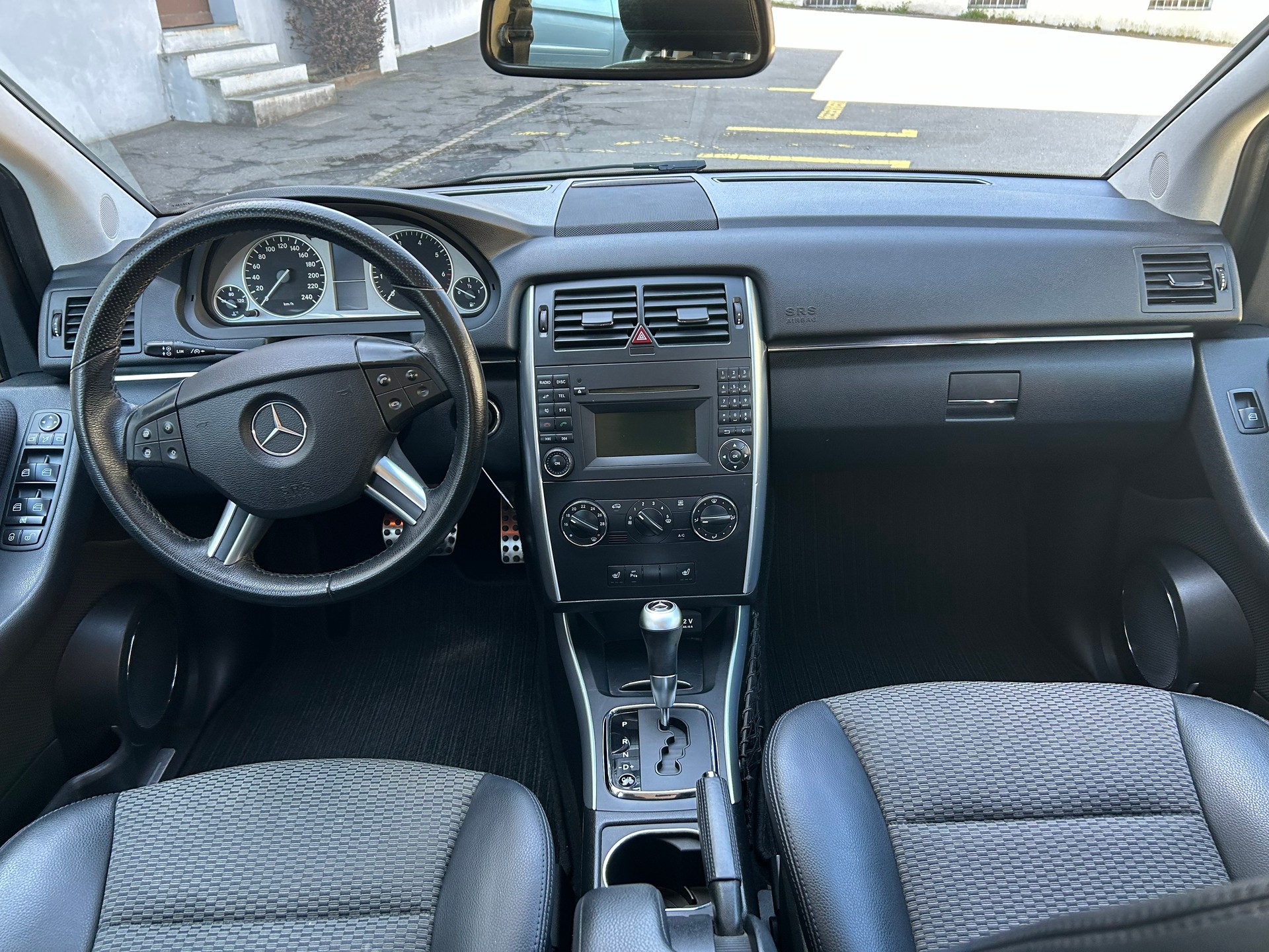 MERCEDES-BENZ B 180 (170) Autotronic-image-3