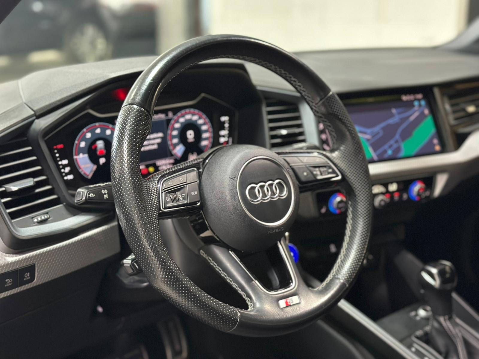 AUDI A1 Sportback 30 TFSI S Line Attraction S-tronic-image-8