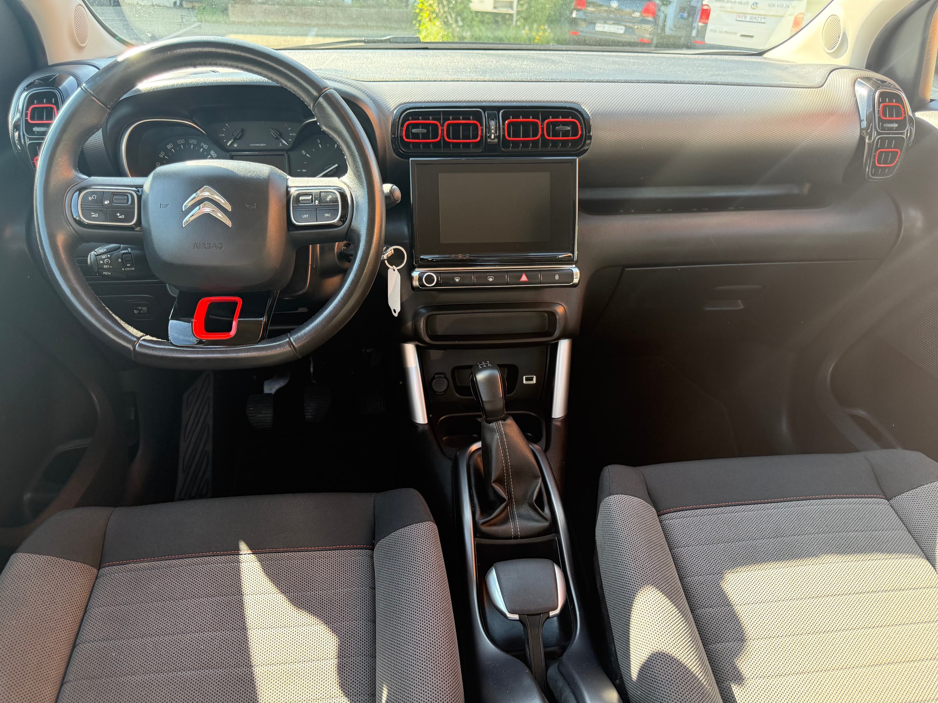 CITROEN C3 Aircross 1.2i PureTech Feel-image-7