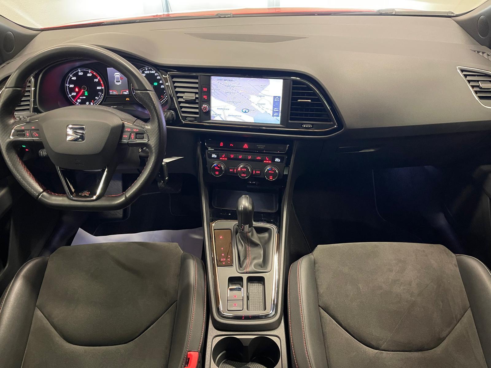 SEAT Leon 1.5 TGI FR DSG-image-13