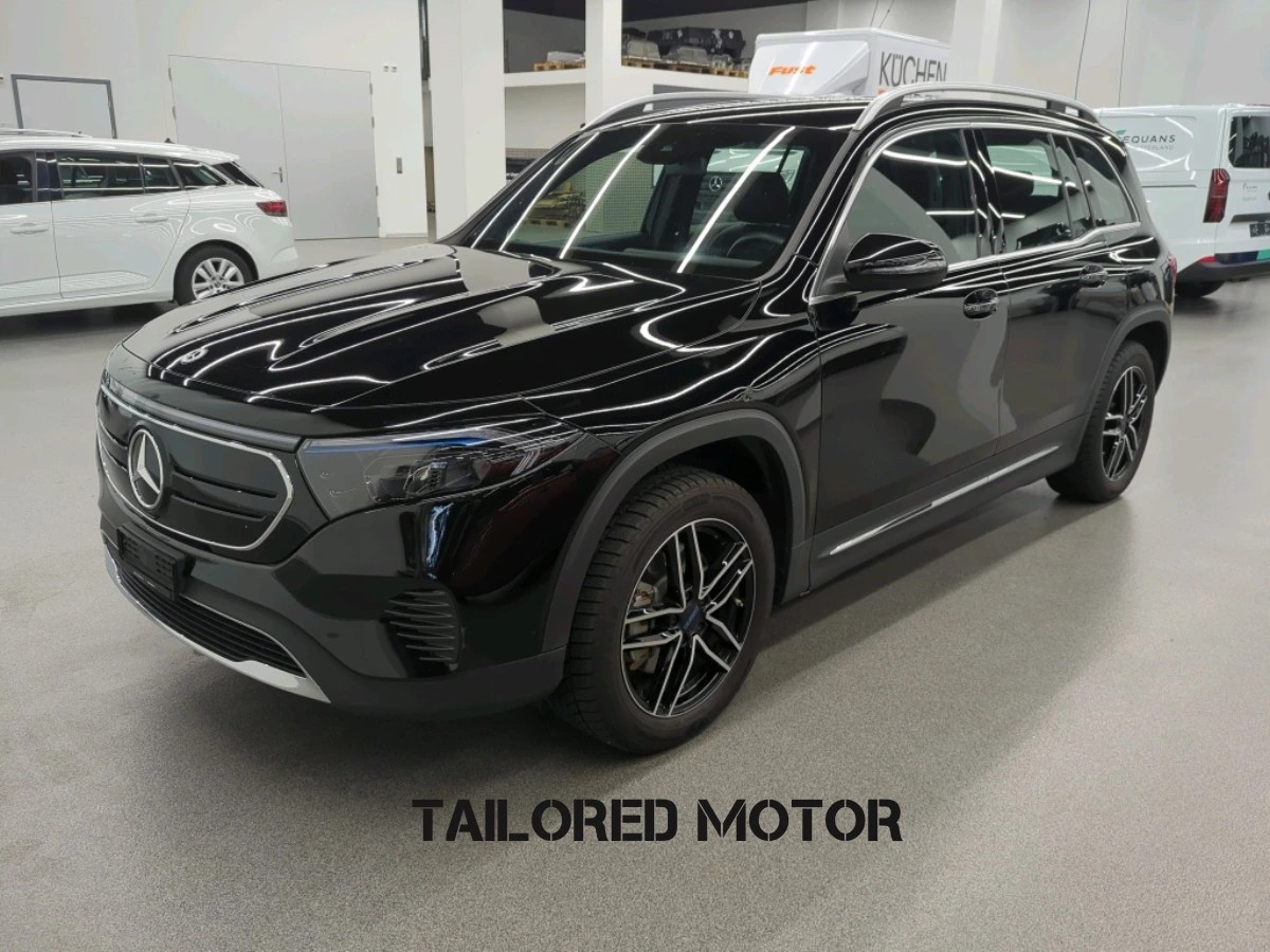 MERCEDES-BENZ EQB 300 4Matic