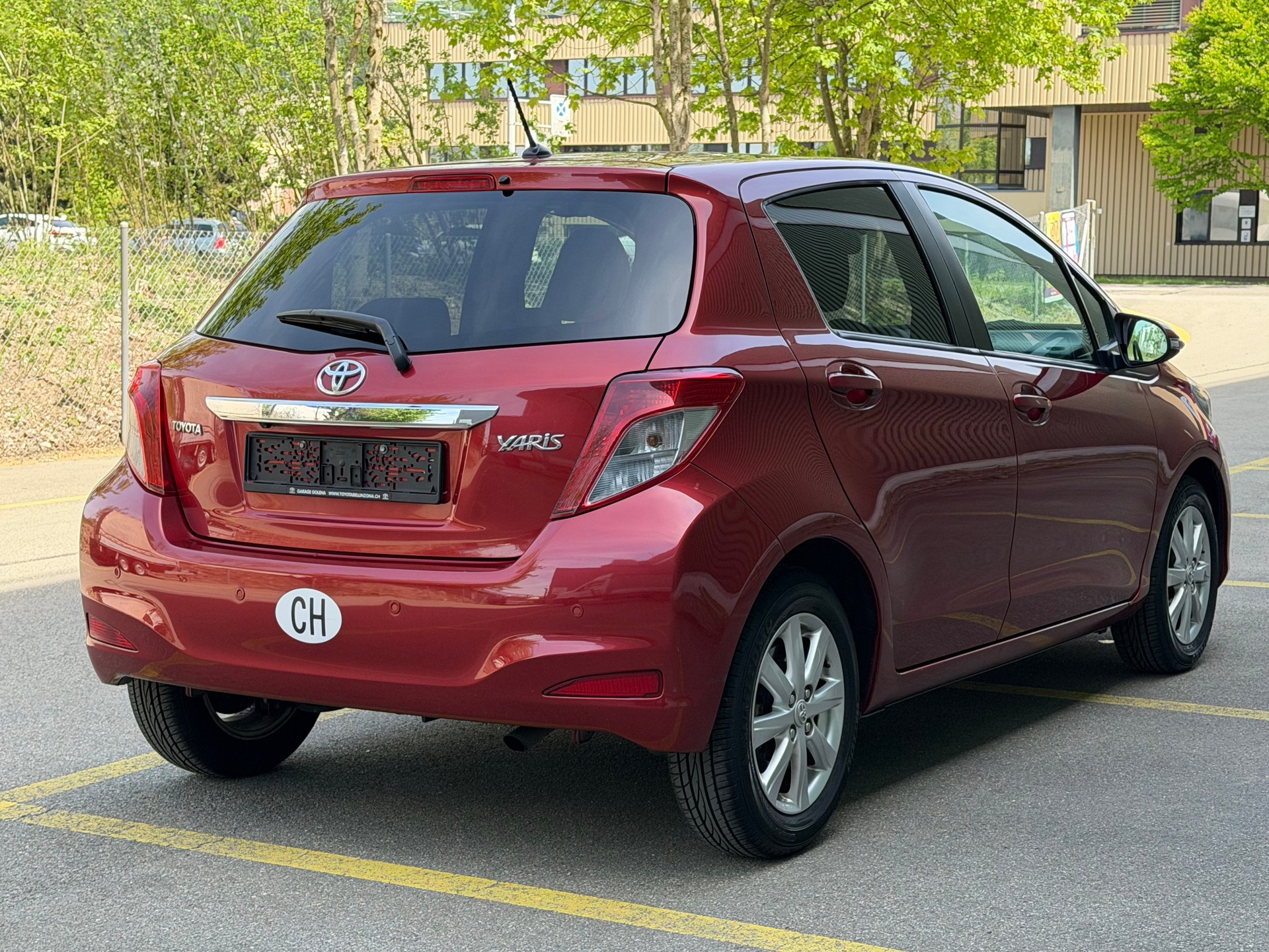 TOYOTA Yaris 1.33 Luna Multidrive-image-4