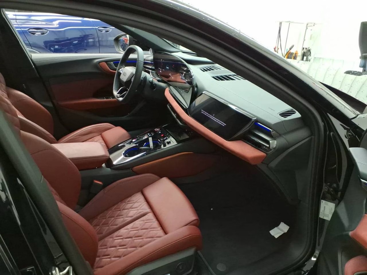 AUDI S5 Limousine TFSI quattro S tronic-image-5