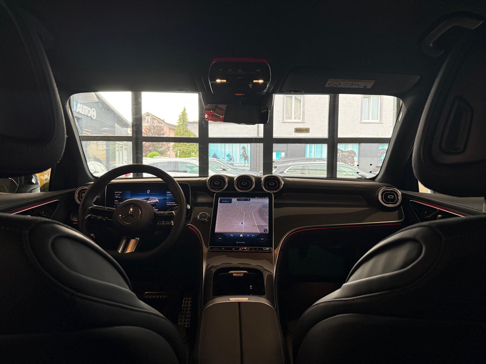 MERCEDES-BENZ GLC 300 d 4Matic 9G-Tronic AMG Line-image-21