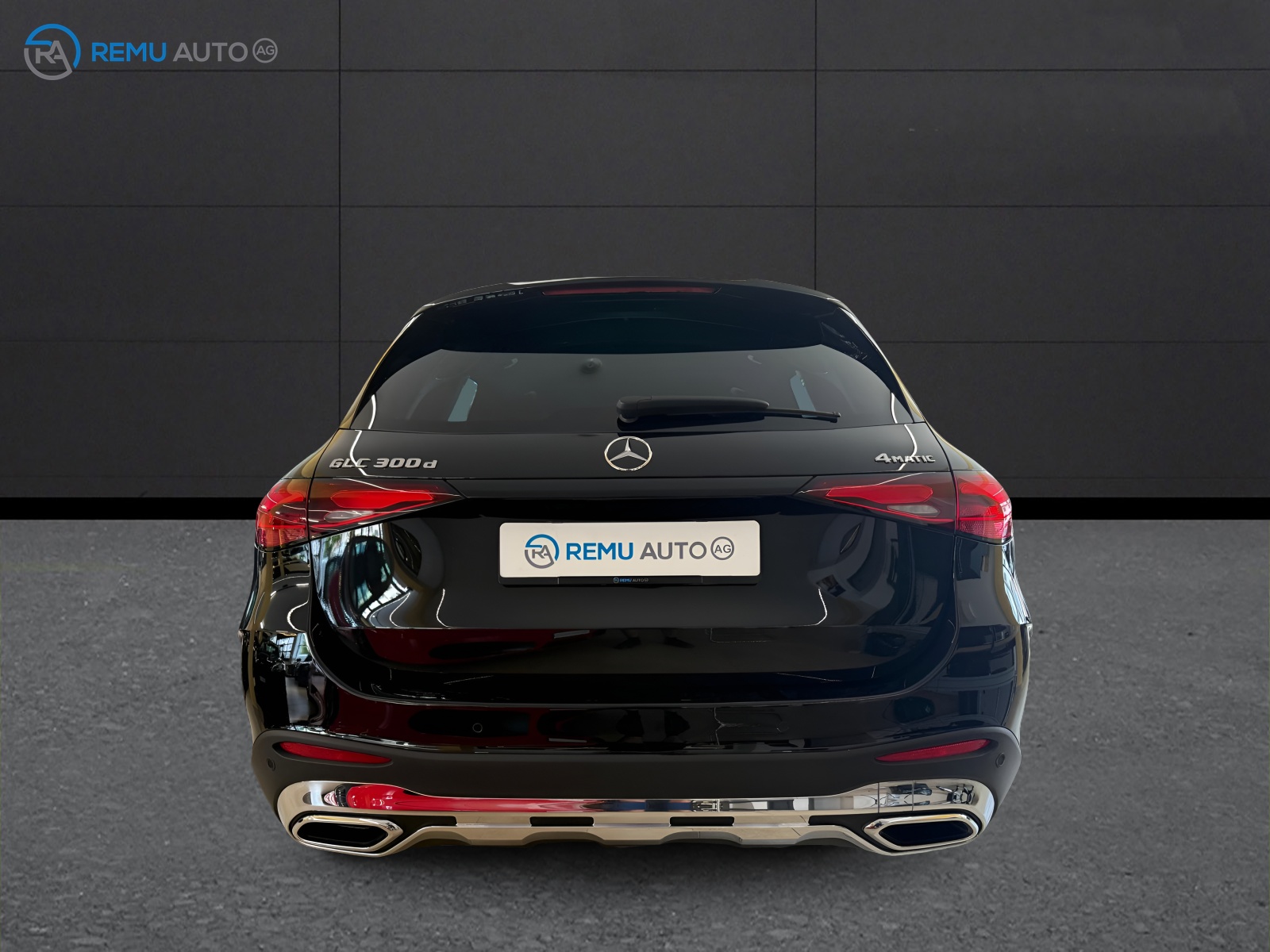 MERCEDES-BENZ GLC 300 d 4Matic 9G-Tronic AMG Line-image-3