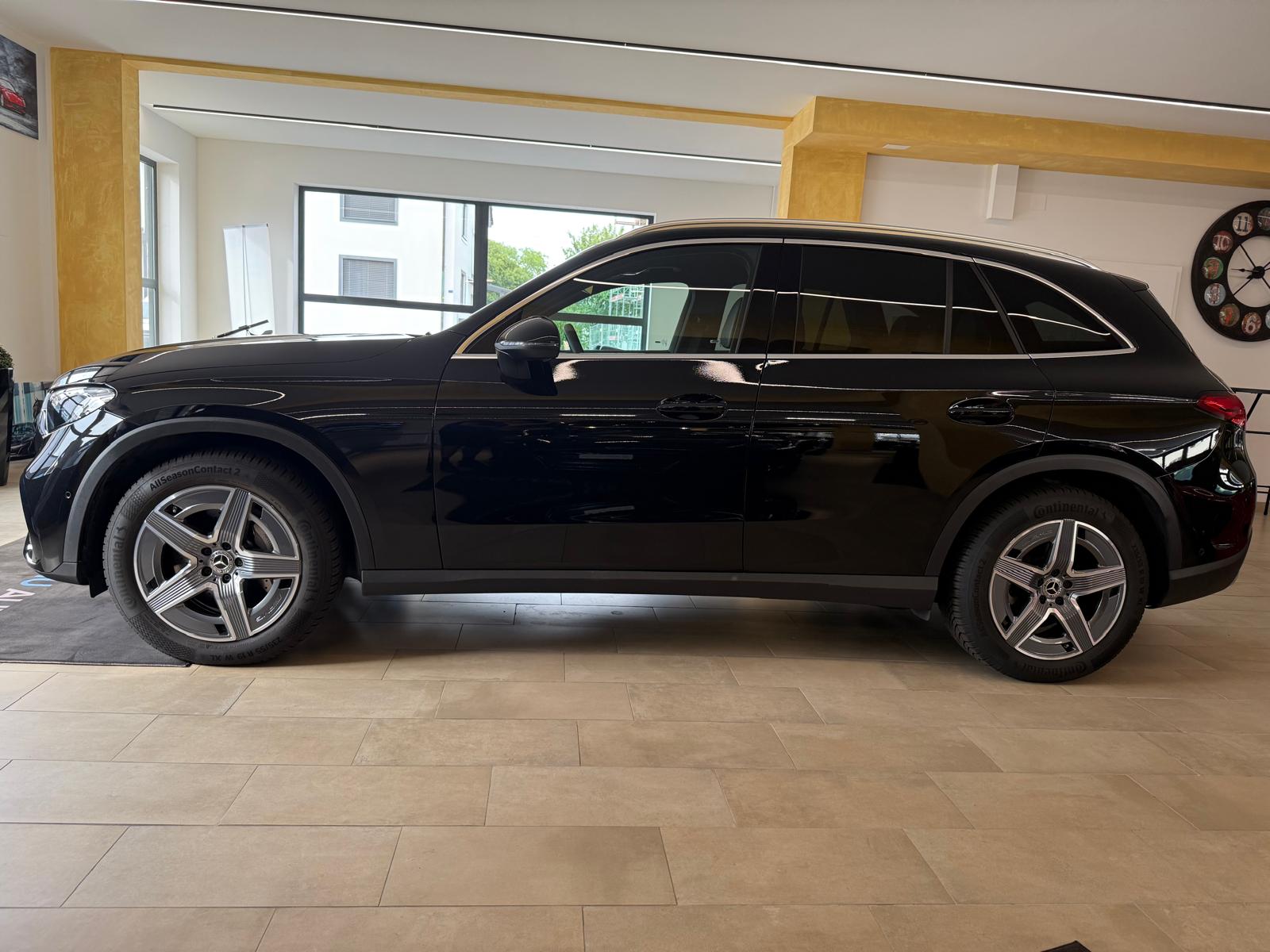 MERCEDES-BENZ GLC 300 d 4Matic 9G-Tronic AMG Line-image-7