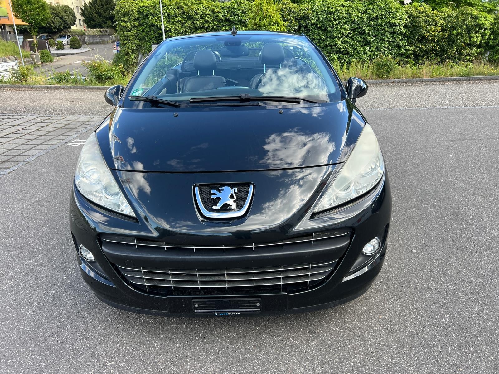 PEUGEOT 207 CC 1.6 16V Turbo Roland Garros-image-1
