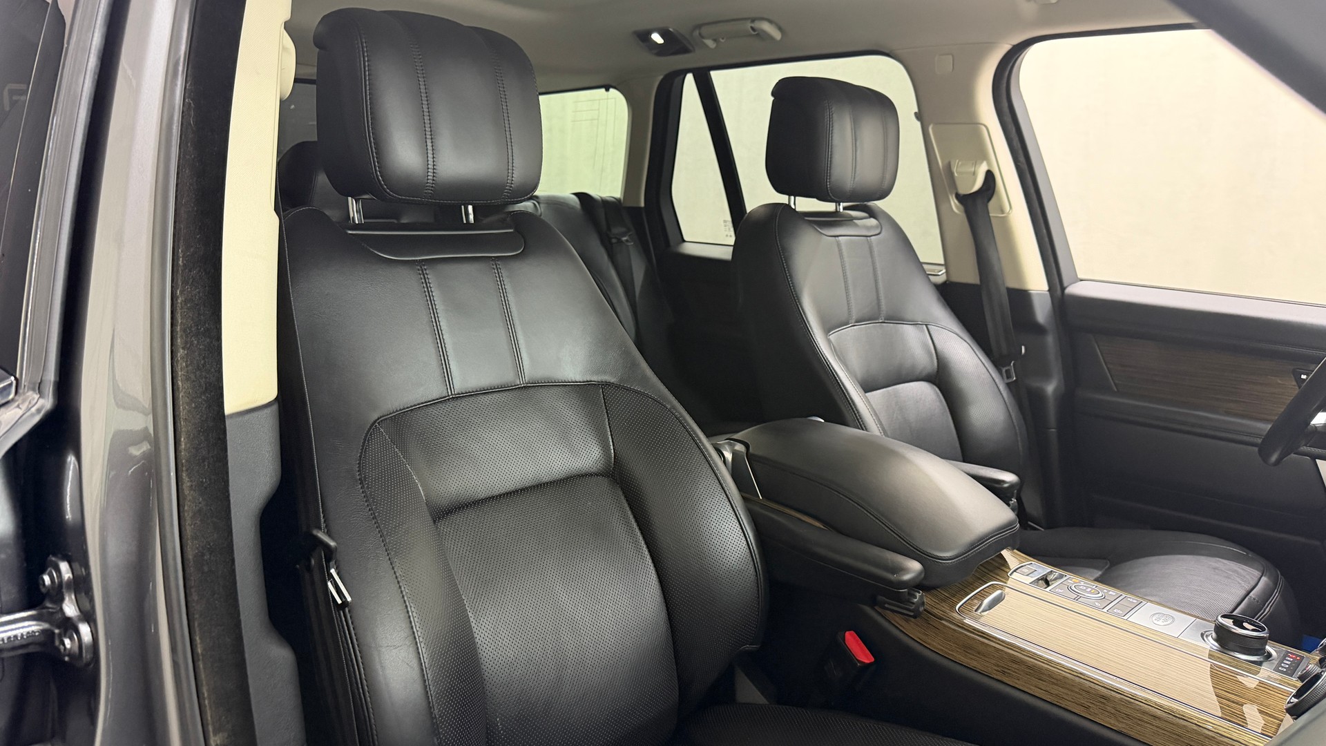 LAND ROVER Range Rover 3.0 SDV6 Vogue Automatic-image-11