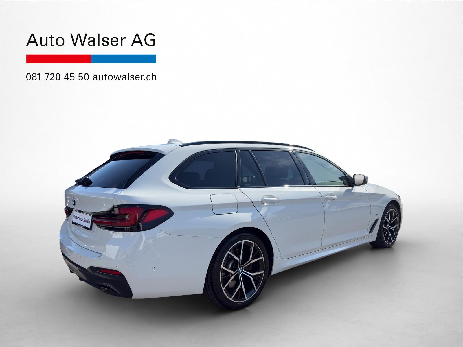 BMW 540i xDrive Touring-image-4