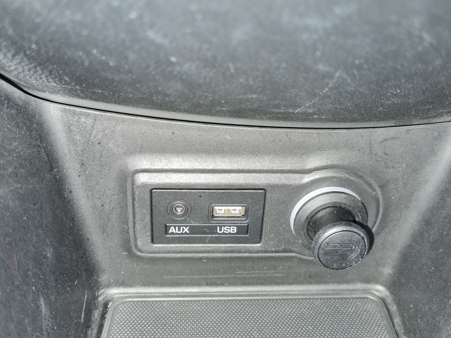HYUNDAI ix20 1.6 Vertex-image-14