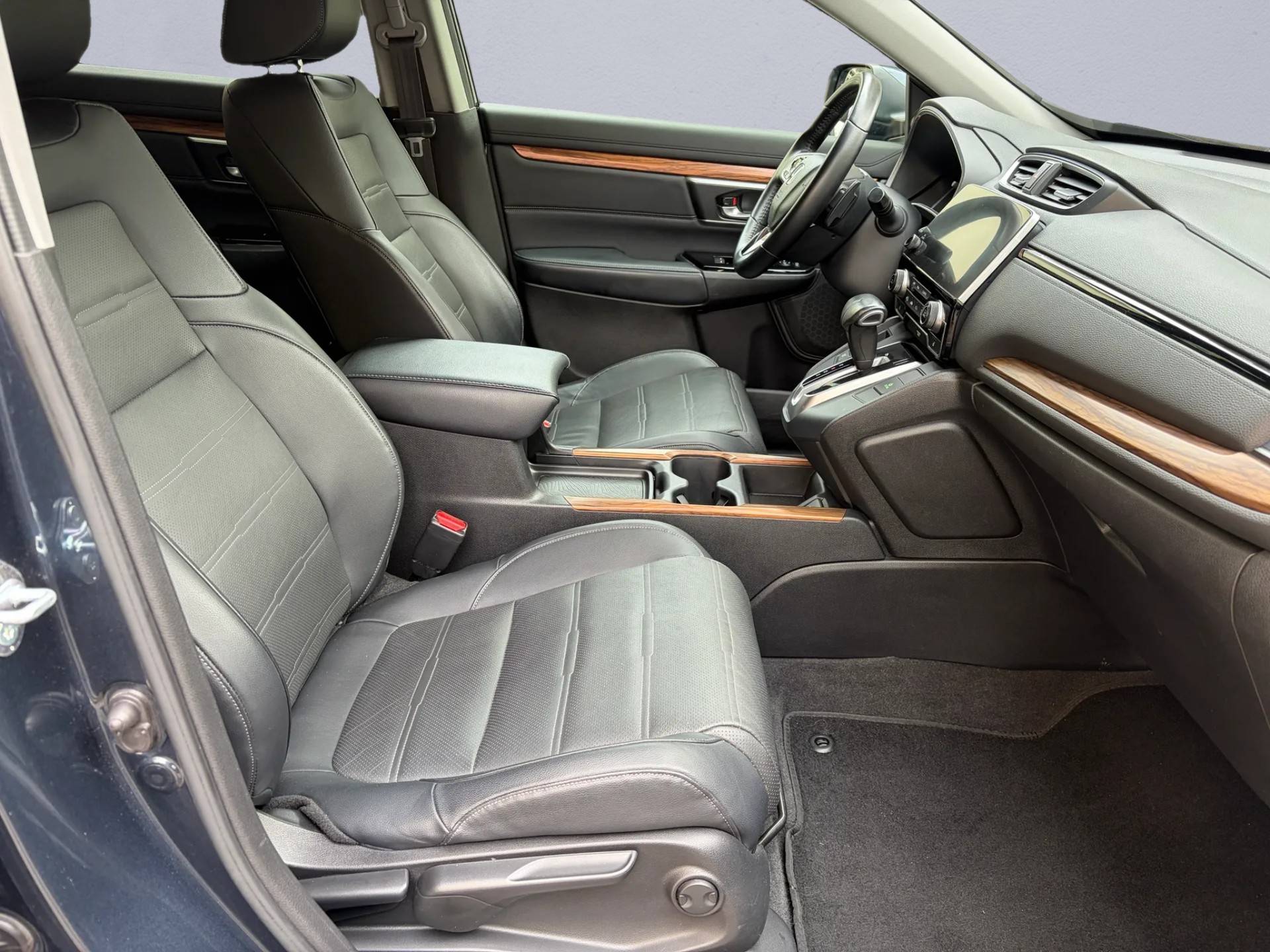HONDA CR-V 1.5 i-VTEC Lifestyle 4WD Automatic-image-13