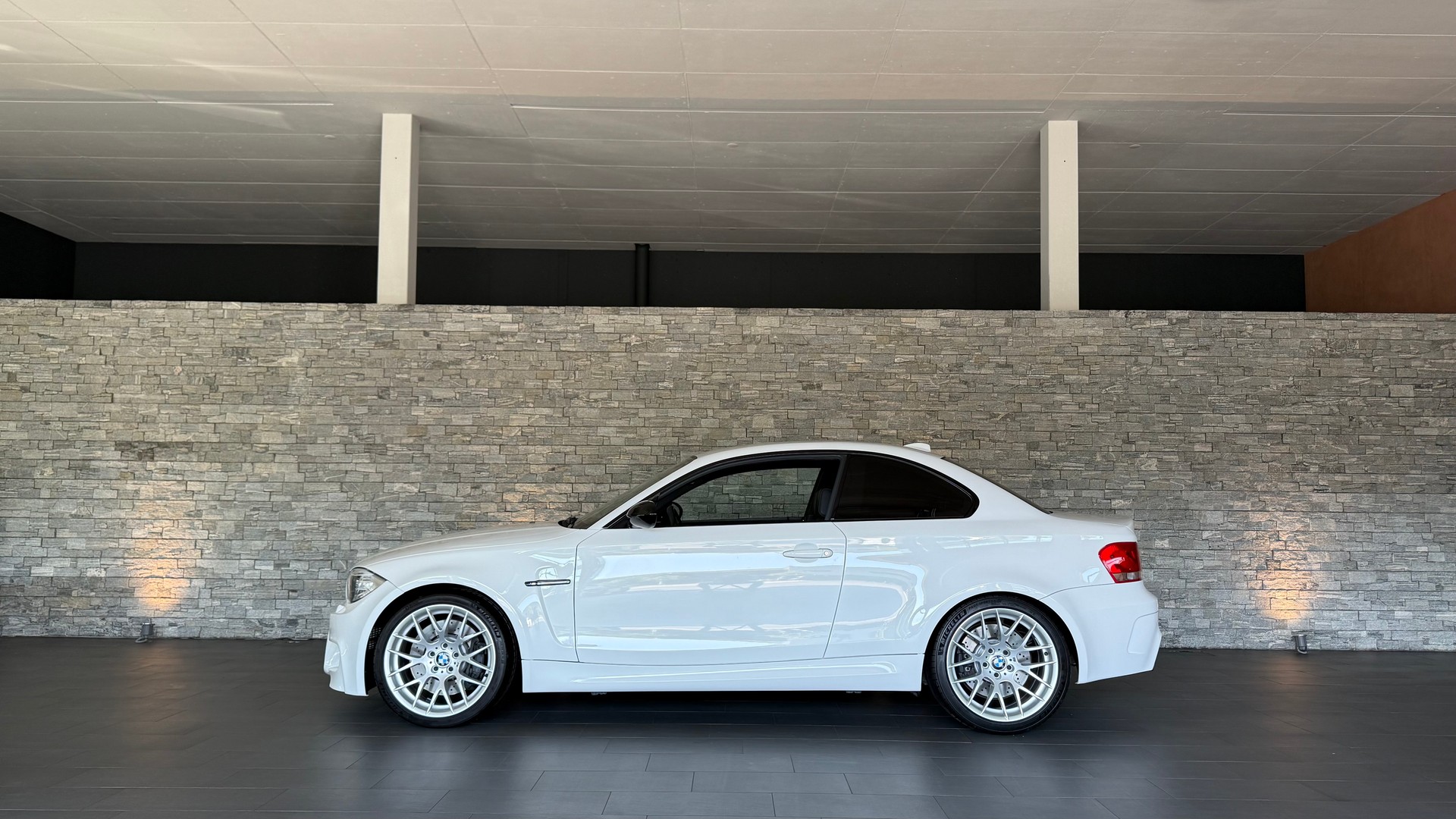 BMW 1er M Coupé-showroom-element-1