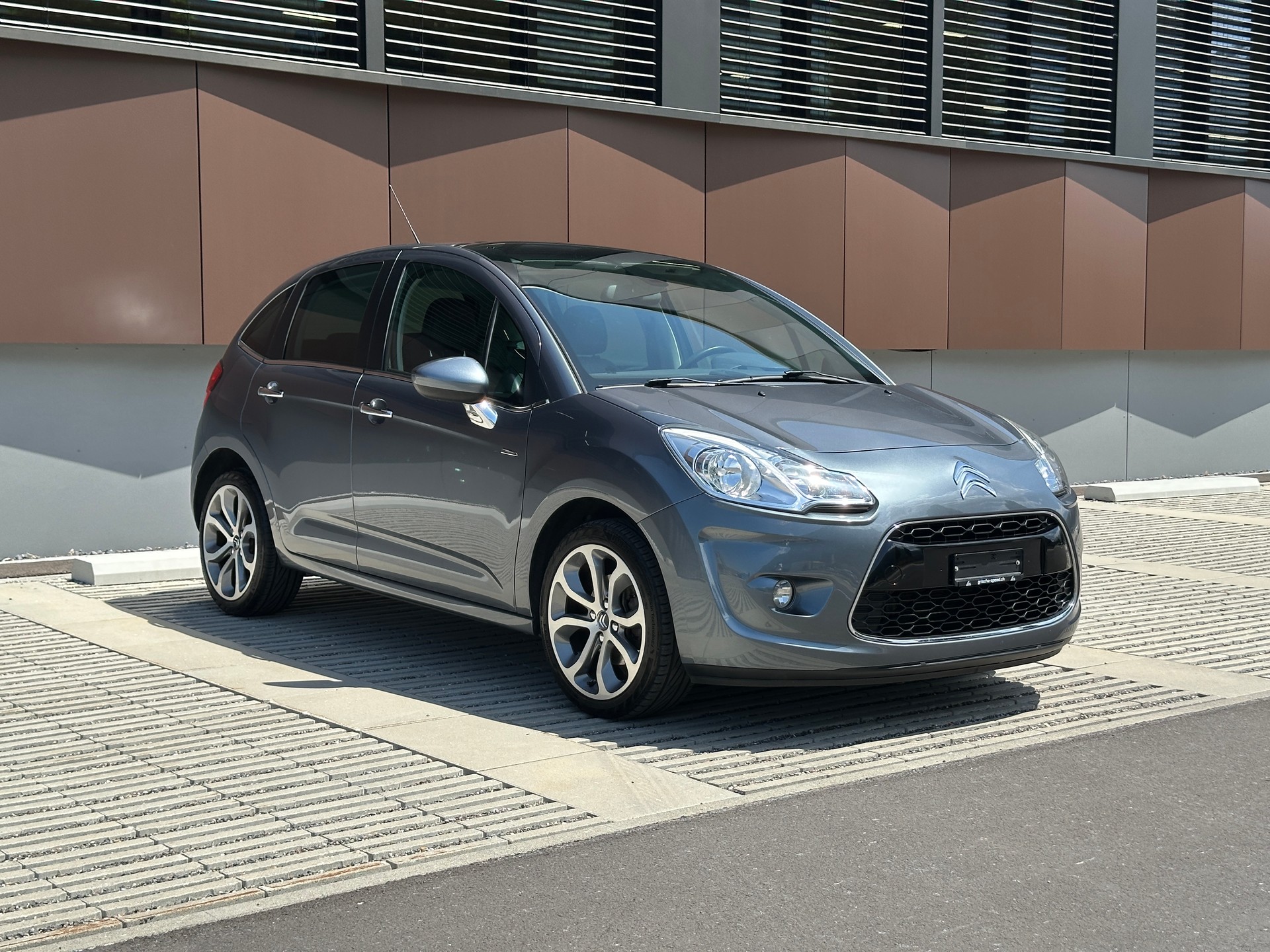 CITROEN C3 1.6i 16V Exclusive Automatic *Frisch ab MFK+Service*-image-2