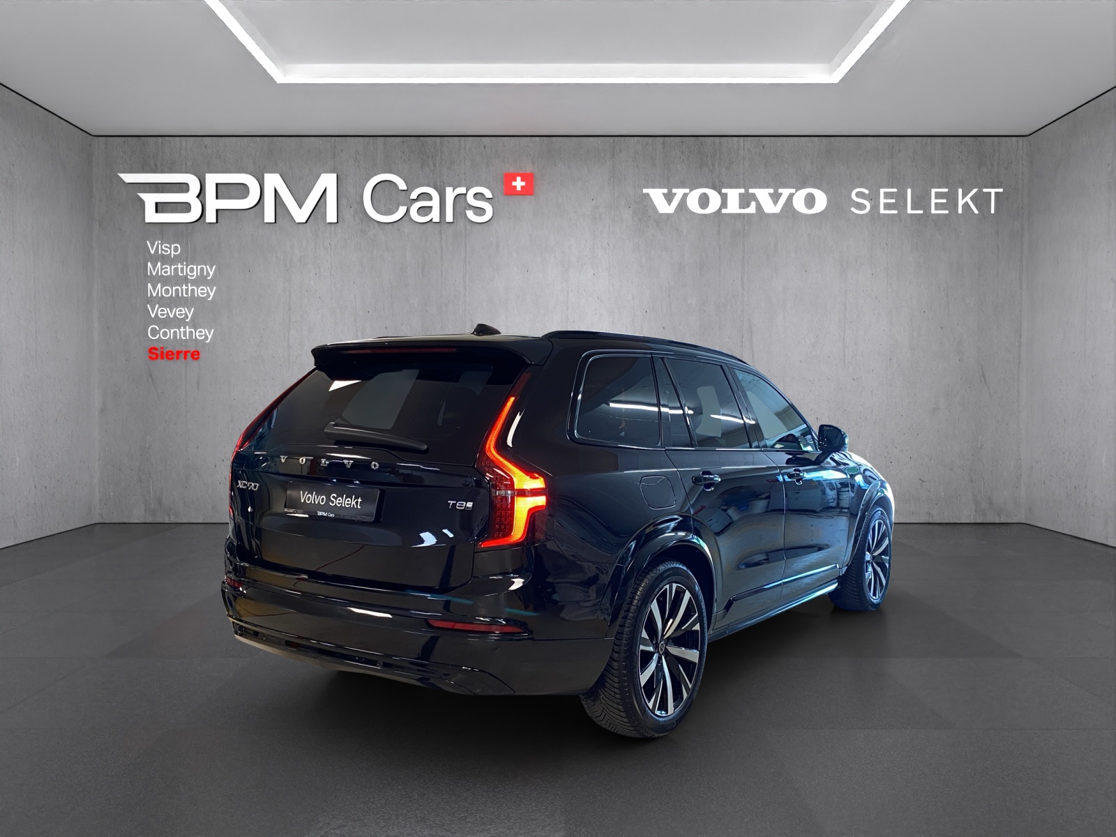 VOLVO XC90 T8 eAWD PluginHybrid Plus Dark Geartronic-image-1