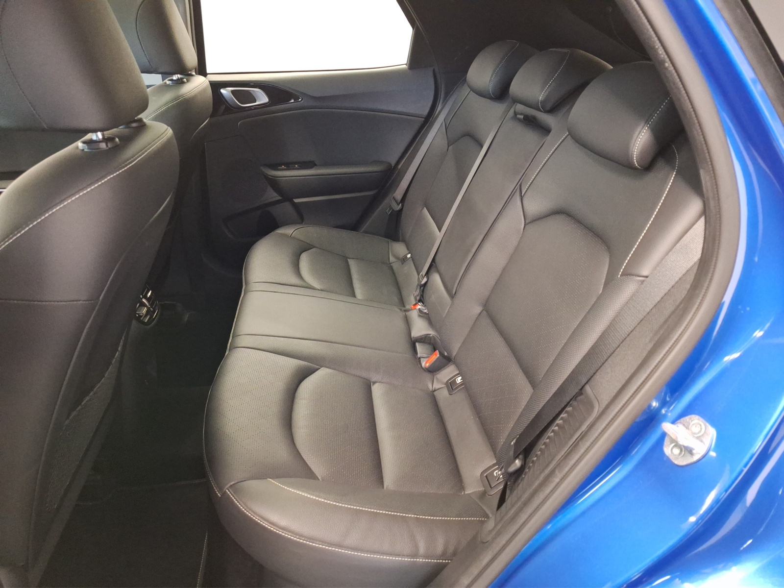 KIA XCeed 1.6 GDi Plug-in Hybrid Style-image-9