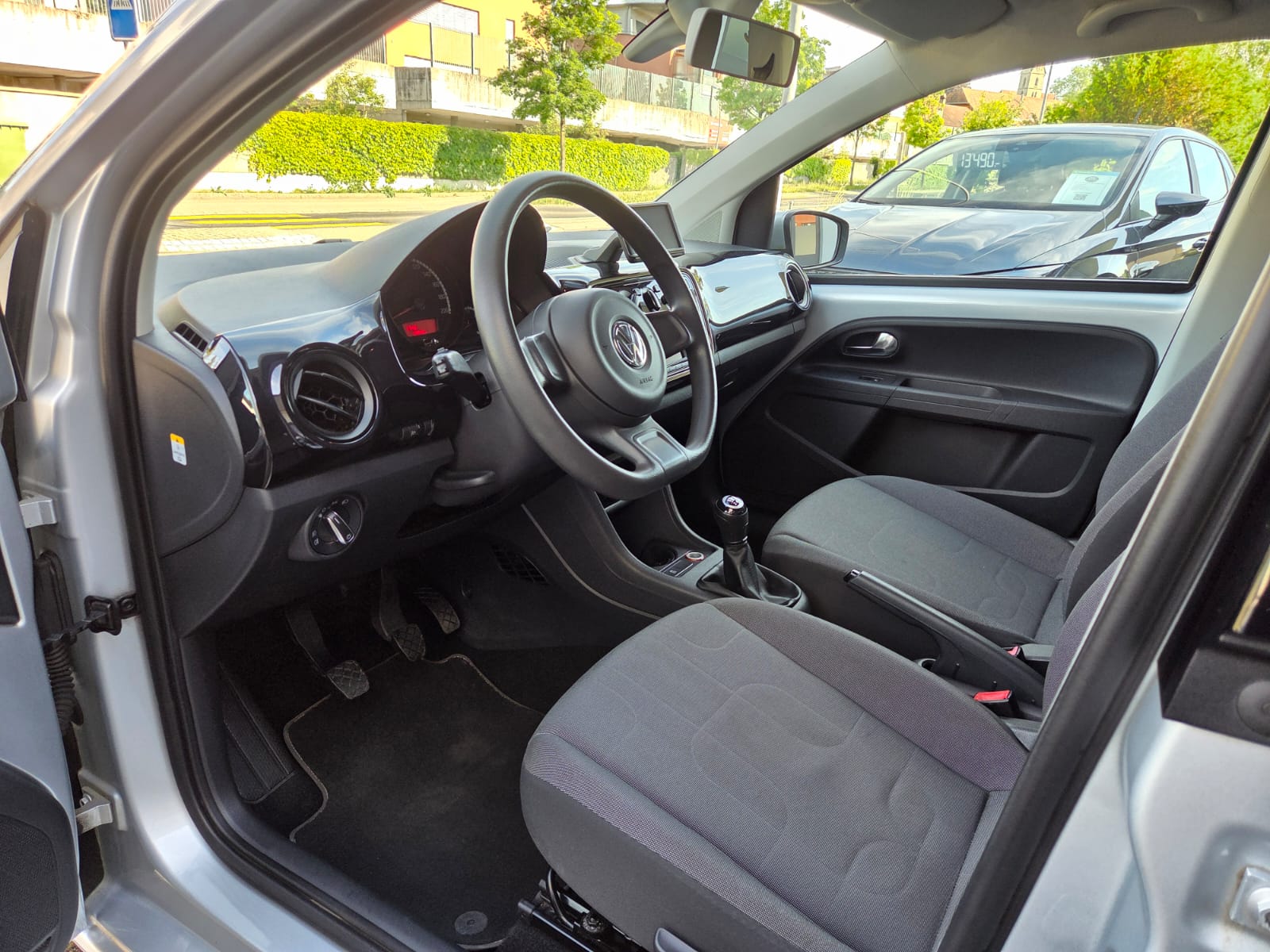 VW Up 1.0 BMT Bergamont-image-8