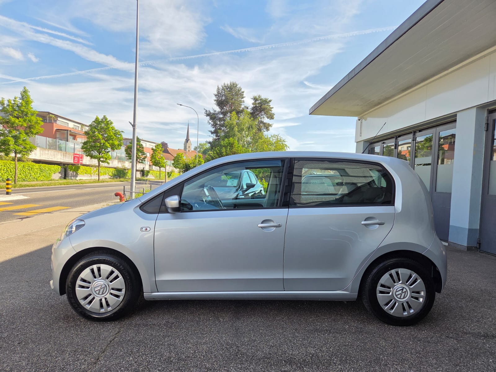 VW Up 1.0 BMT Bergamont-image-1