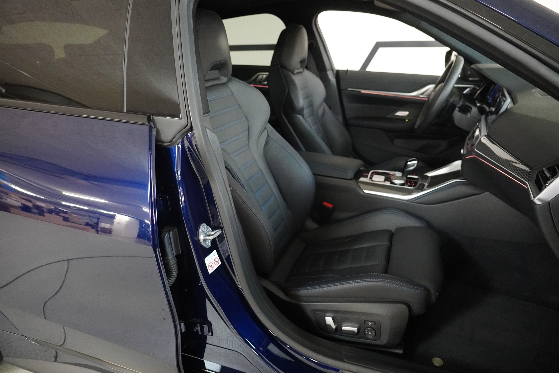 BMW-ALPINA B4 Gran Coupé 3.0 xDrive S-Tronic-image-14