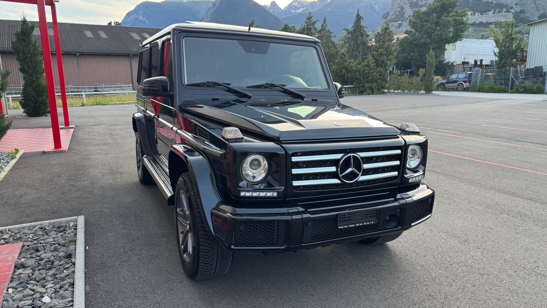 MERCEDES-BENZ G 350 d 7G-Tronic-showroom-element-1