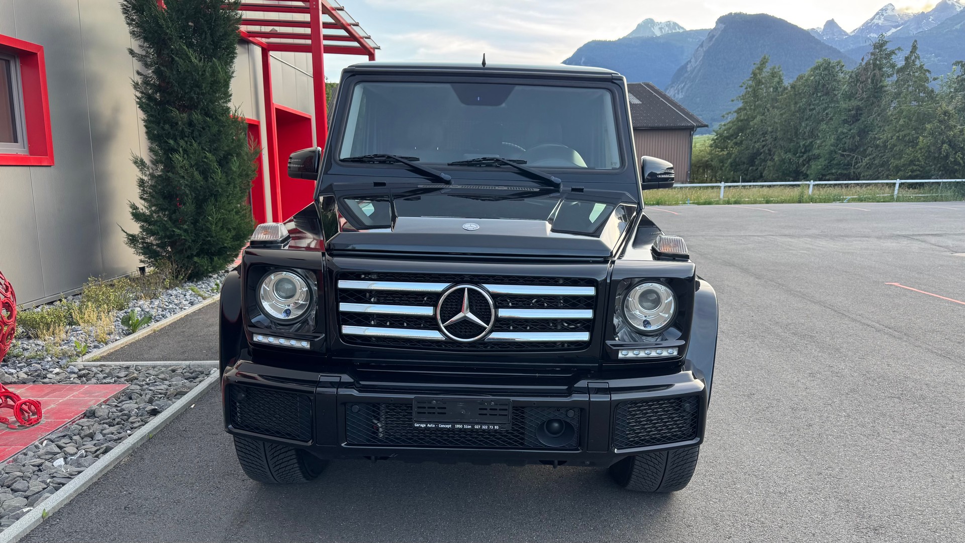 MERCEDES-BENZ G 350 d 7G-Tronic-showroom-element-3
